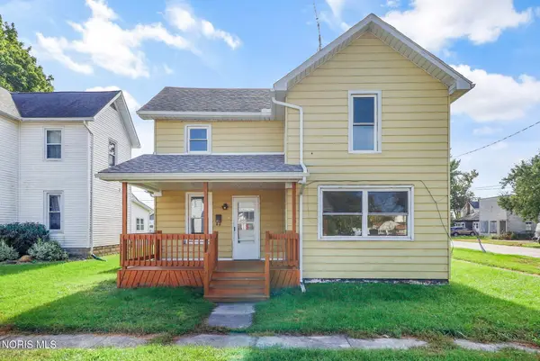 121 W Stone Street, Gibsonburg, OH 43431