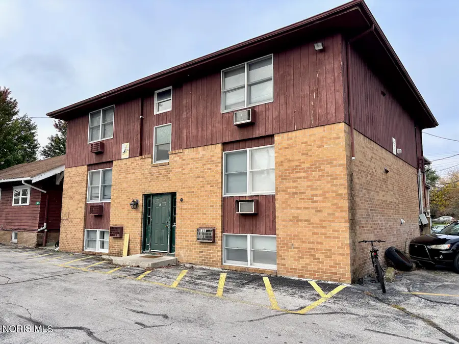 309 E Merry Avenue, Bowling Green, OH 43402 - #3