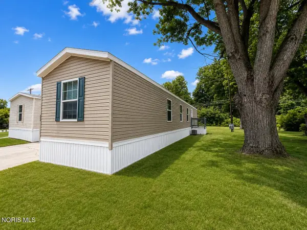 10430 Airport Highway #Lot 198, Swanton, OH 43558
