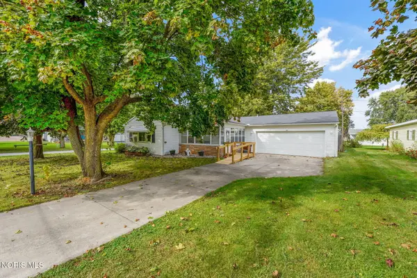 150 W Strong Street, Wayne, OH 43466