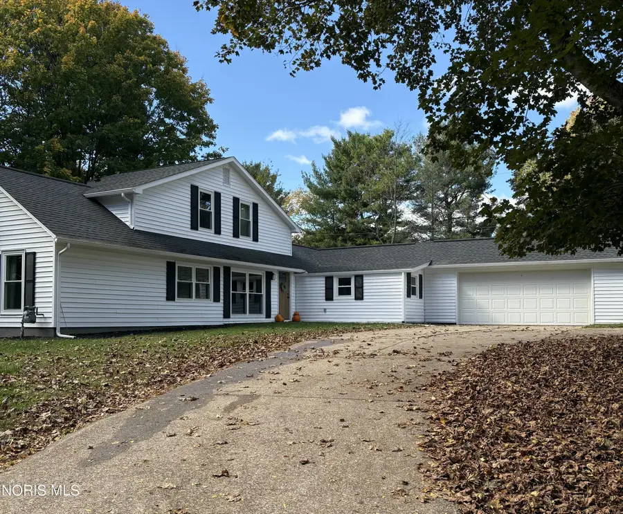 1038 Dell Circle, Plain, OH 44720 - #2