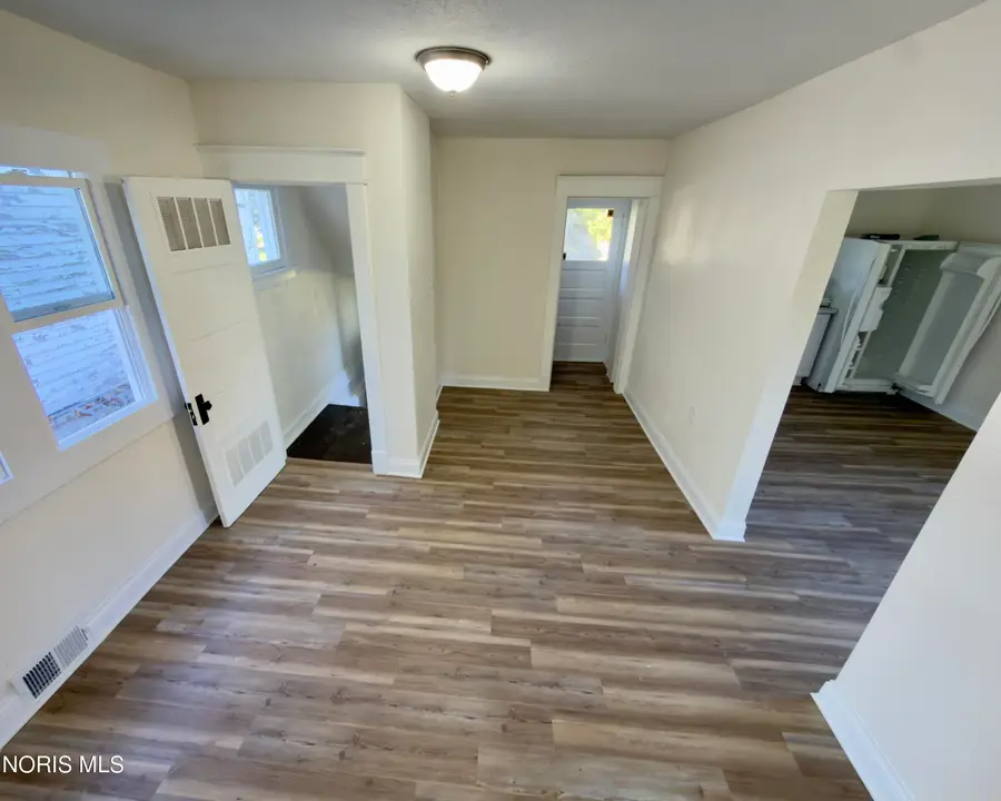 419 E Oakland Street, Toledo, OH 43608 - #3
