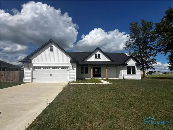 1354 Clairmont, Napoleon, OH 43545