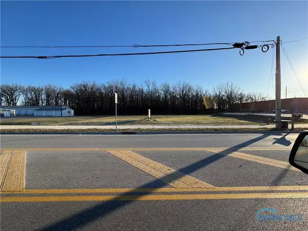 1301 Ottawa Avenue, Defiance, OH 43512