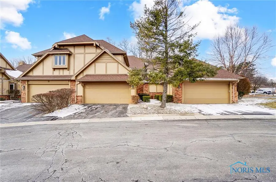1562 Saddlebrook Court, Toledo, OH 43615 - Image #2
