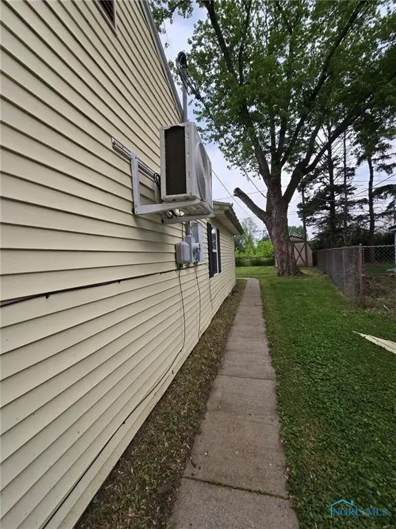 711 Circle Drive, Fostoria, OH 44830 - Image #3