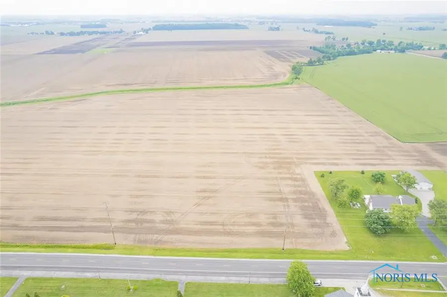 11883 Sylvania Metamora Road, Berkey, OH 43504 - Image #2