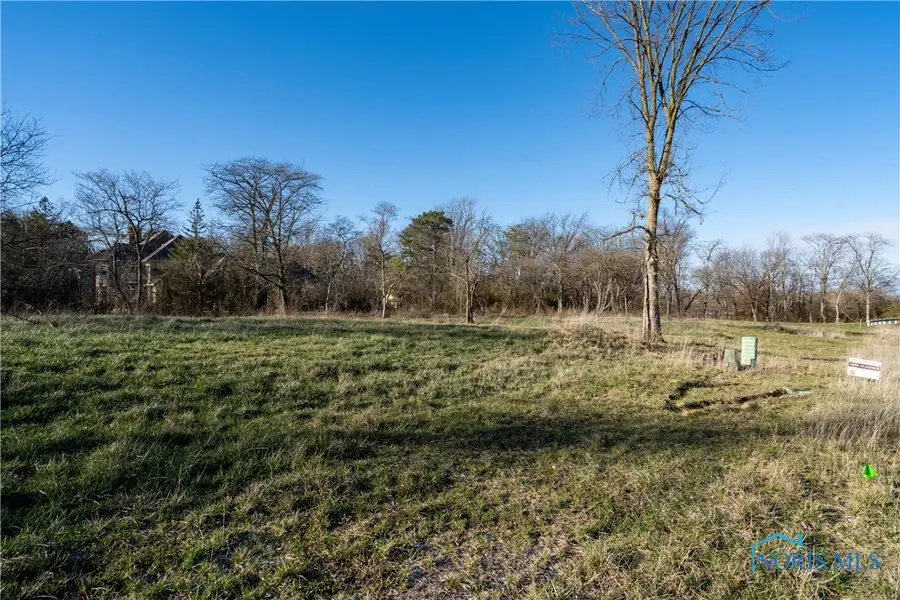 470 Delaware Drive, Perrysburg, OH 43551 - #3