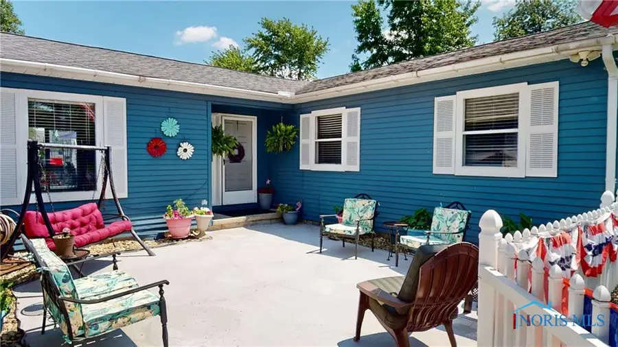 17 Adams Drive, Fremont, OH 43420 - Image #2