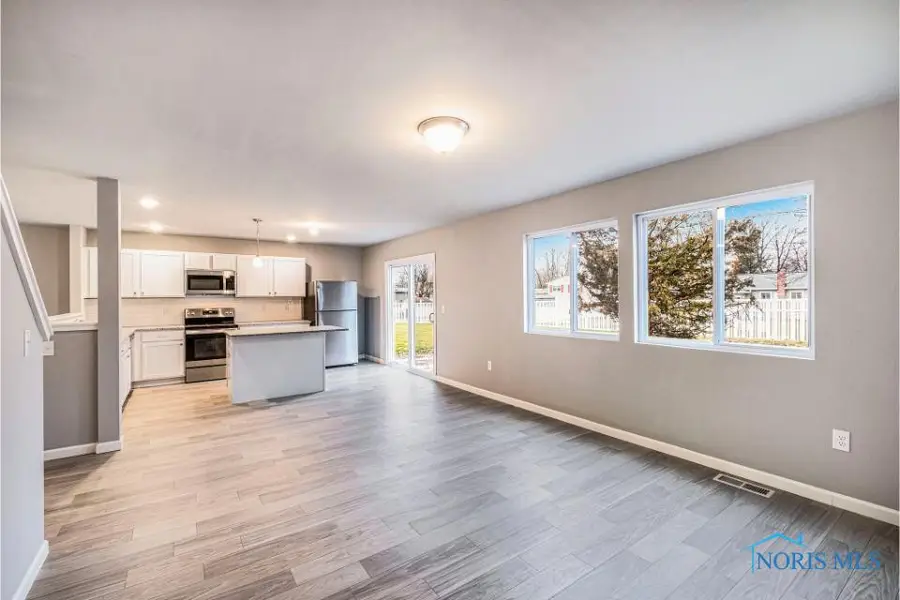 8447 Misty Gorge Road, Waterville, OH 43566 - Image #2