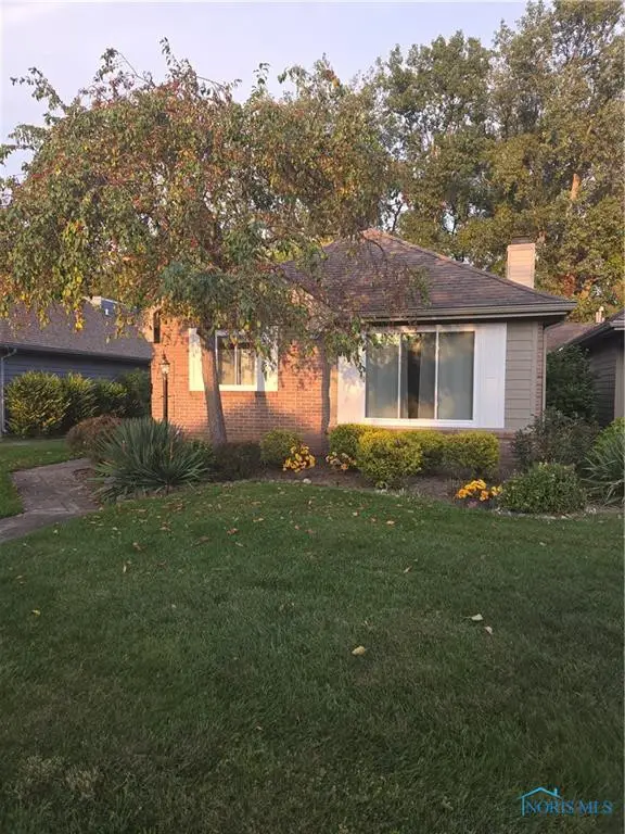 2412 Mckivett Drive, Toledo, OH 43615