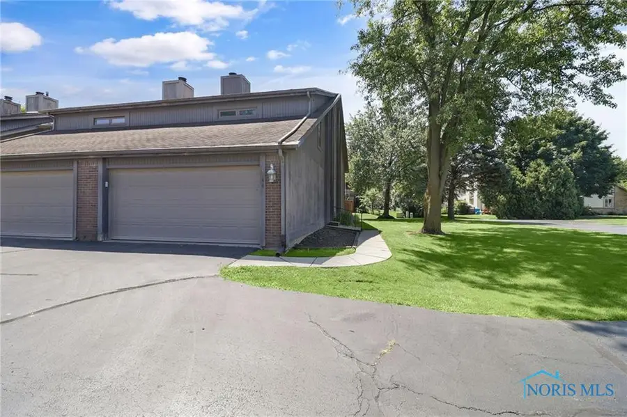 1144 Bernath Parkway, Toledo, OH 43615 - Image #3