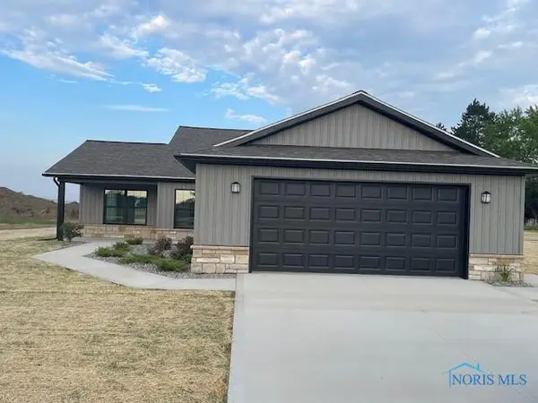 510 N Adrian Street, Lyons, OH 43533