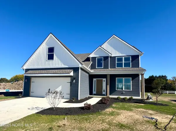 1800 Caleb Court, Waterville, OH 43566