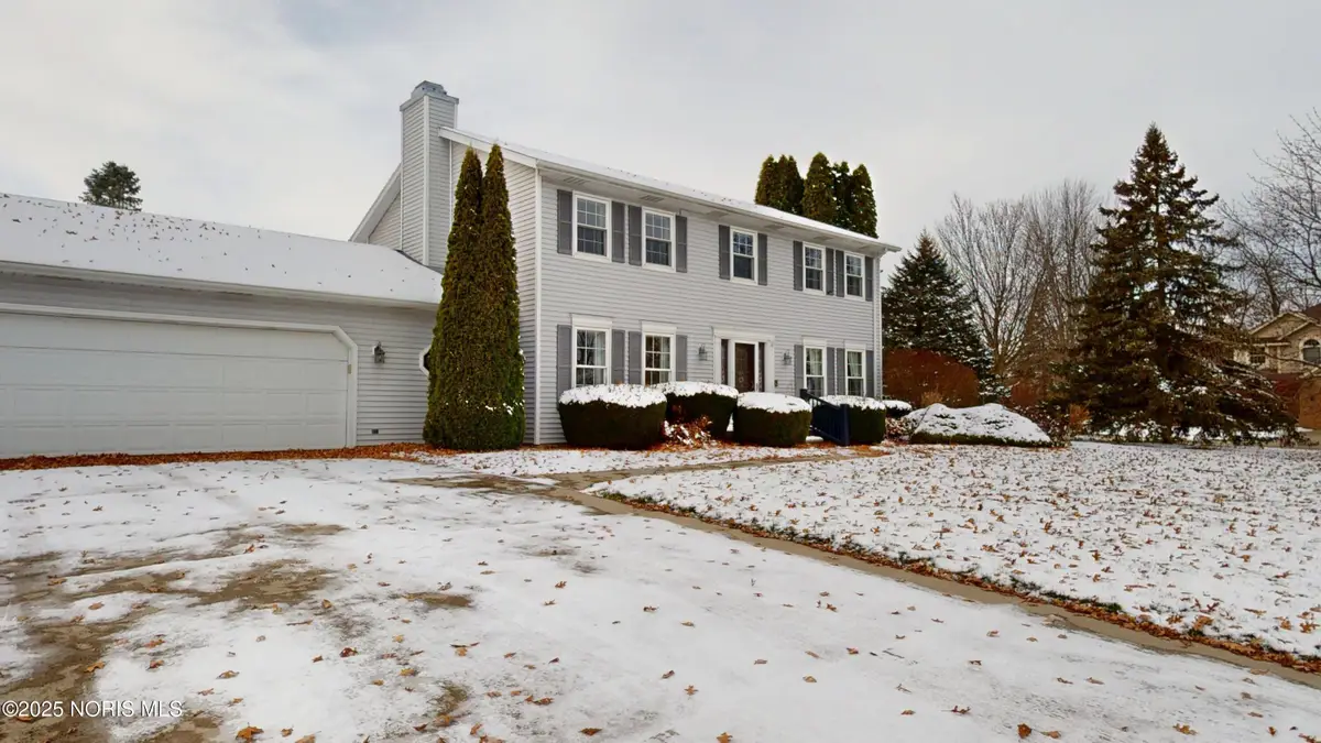 10 Meadowbrook Drive, Fremont, OH 43420 - Image #1