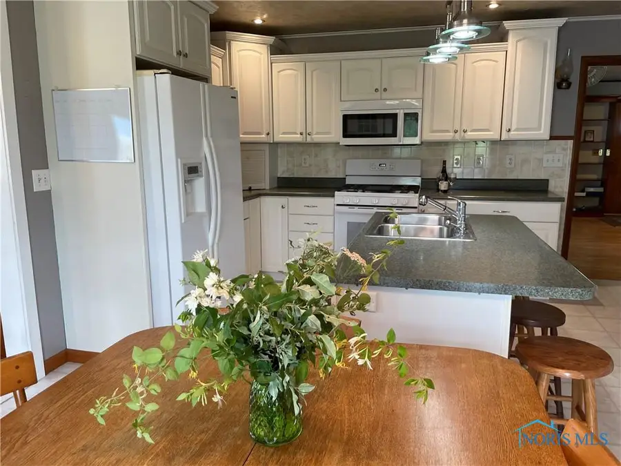 18405 County Road 2.50 Road, Edon, OH 43518 - Image #2