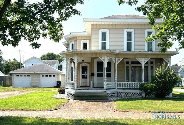 381 & 383 W Johnson Street, Upper Sandusky, OH 43351