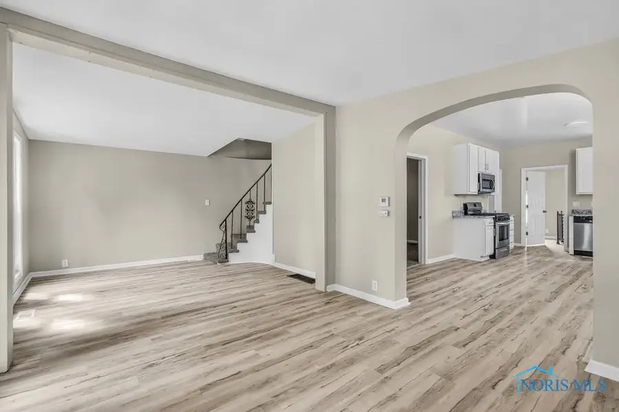 238 Elm Street, Rossford, OH 43460 - Image #2