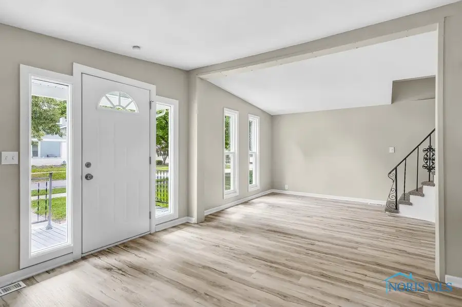 238 Elm Street, Rossford, OH 43460 - Image #3