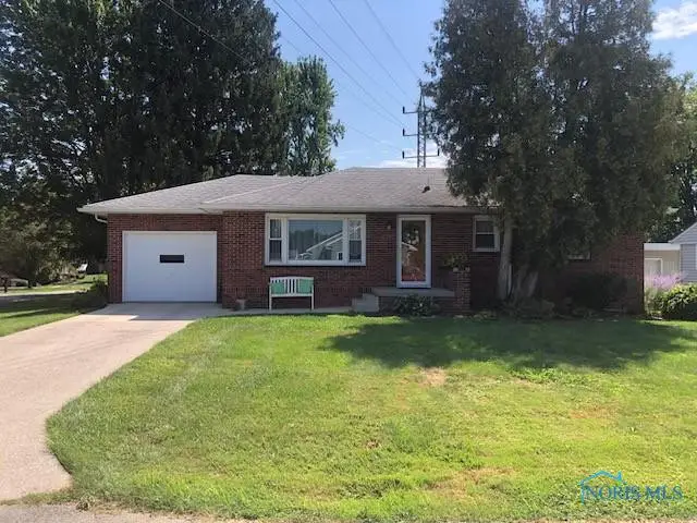 115 Lindsay Avenue, Tiffin, OH 44883 - #1