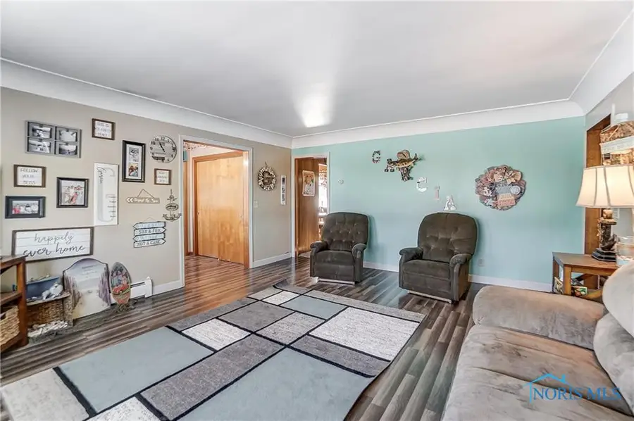 11598 W Township Road 114 County Road, Fostoria, OH 44830 - Image #2