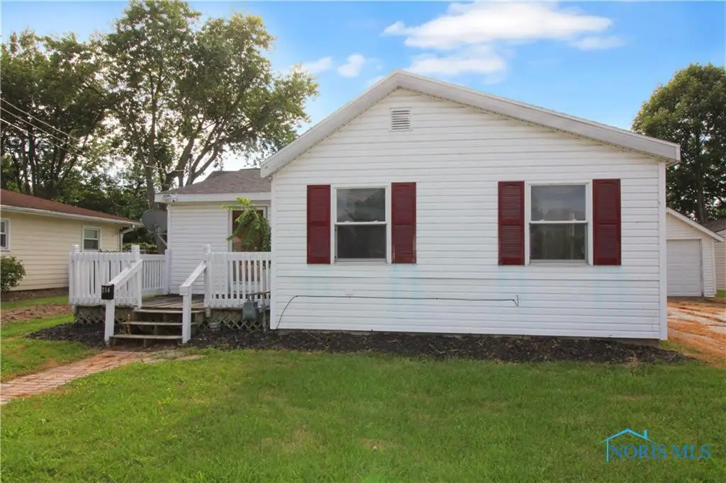214 Linden Street, Port Clinton, OH 43452 - Image #1