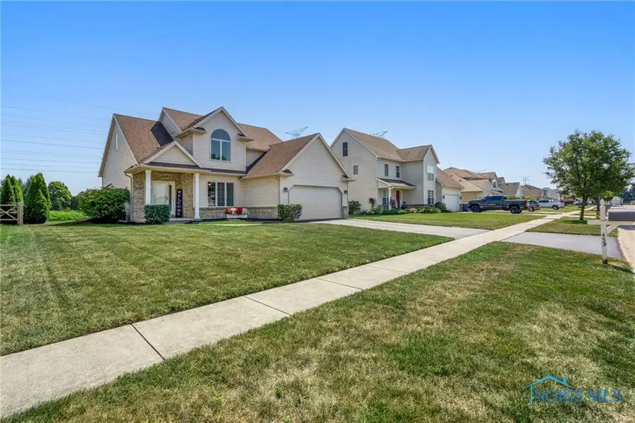 459 Haley Drive, Oregon, OH 43616 - Image #2