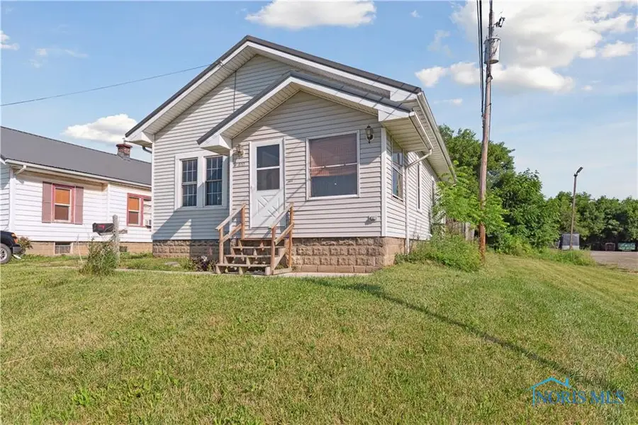 424 E Clinton Street, Napoleon, OH 43545 - Image #2