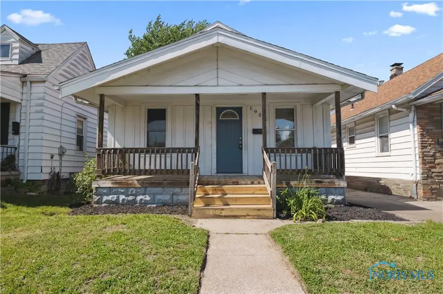 1952 Fairfax Road, Toledo, OH 43613 - Image #3