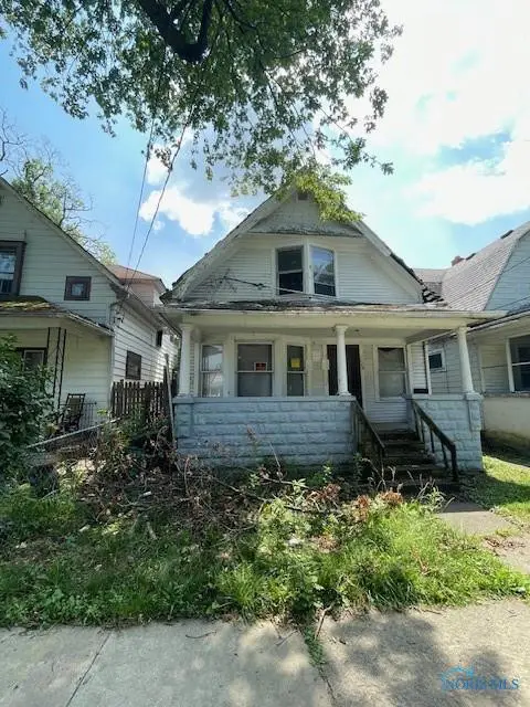 1024 Earl Street, Toledo, OH 43605