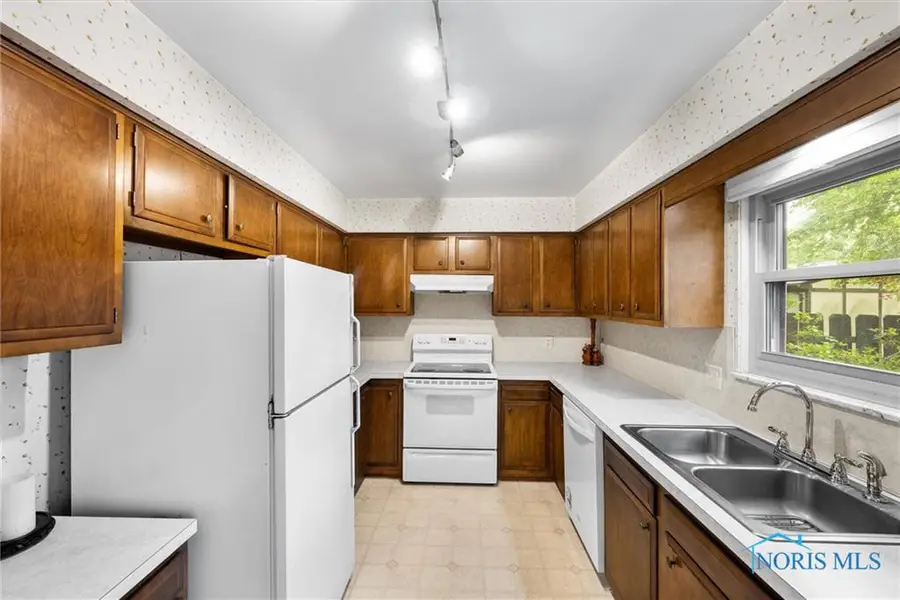 5917 Tetherwood Drive, Toledo, OH 43613 - Image #2