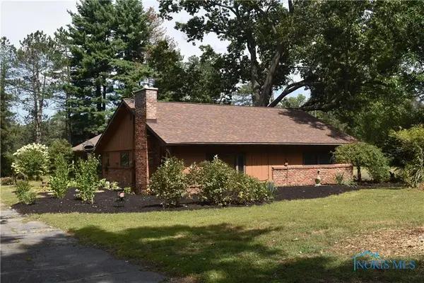 12036 Archbold Whitehouse Road, Whitehouse, OH 43571