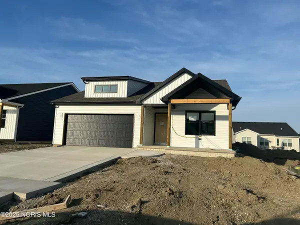 5033 Easton Drive, Oregon, OH 43616