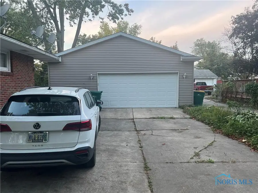 1120 Lewis, Rossford, OH 43460 - Image #3