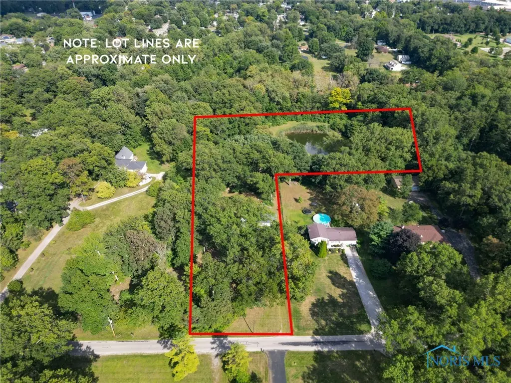 1051 Wentworth Street, Holland, OH 43528 - Image #1