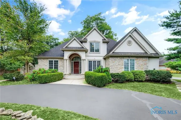 2110 Austin Bluffs Court, Toledo, OH 43615