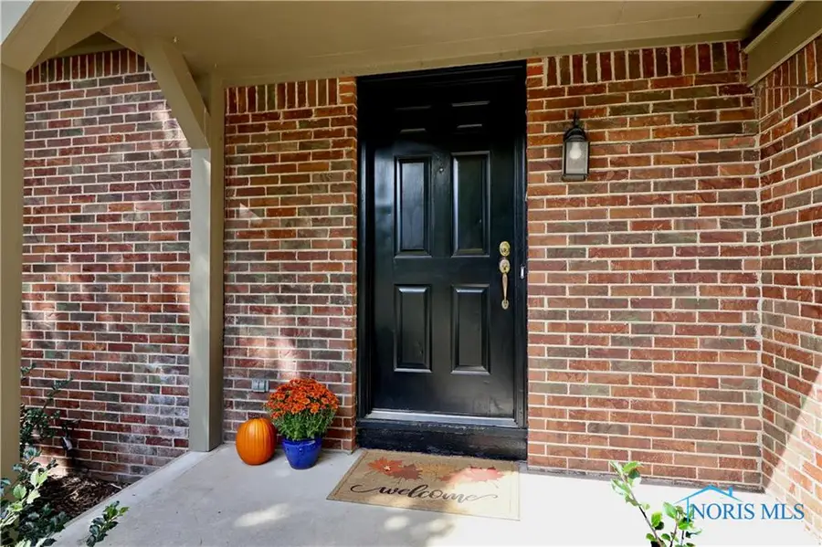 884 Bexley Drive, Perrysburg, OH 43551 - Image #3