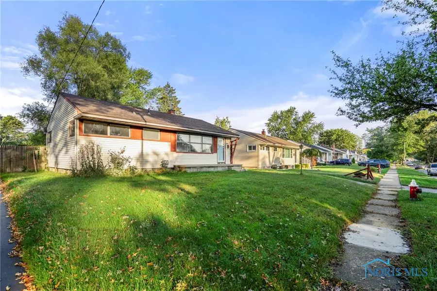 4807 Brott Road, Toledo, OH 43613 - Image #2