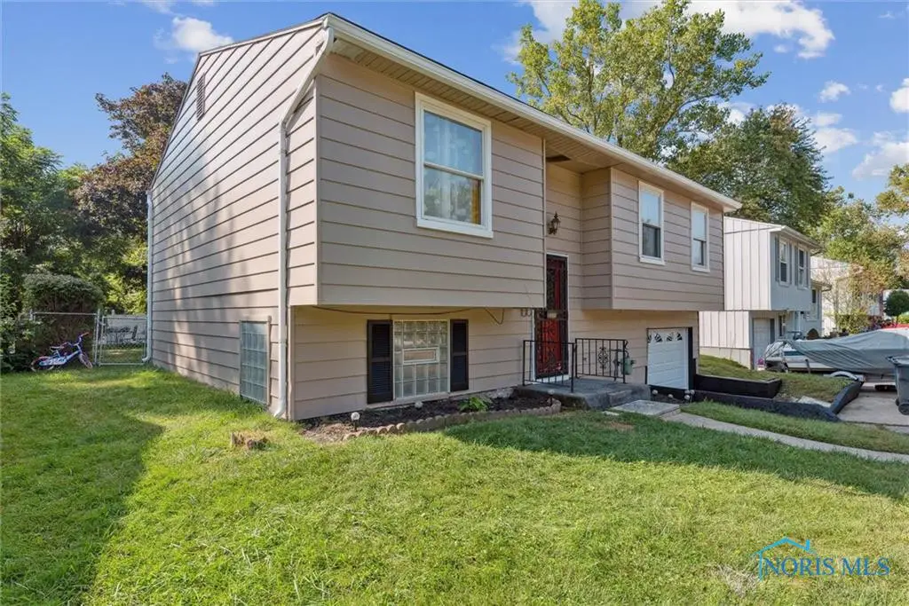 4229 Wickford Point Drive, Toledo, OH 43607 - Image #1