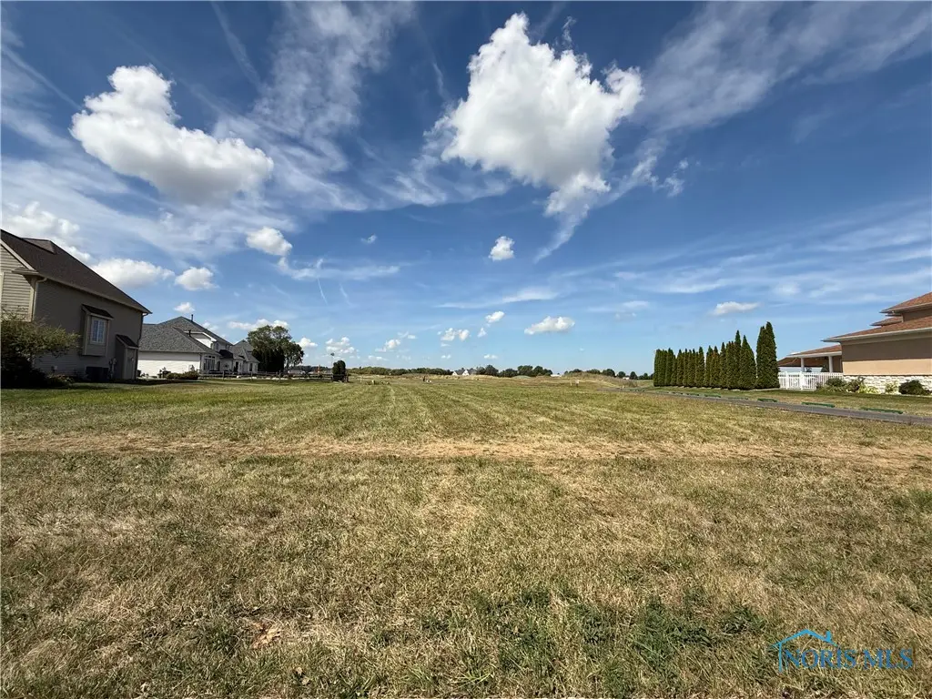 748 Pine Valley Drive, Bowling Green, OH 43402 - Image #1