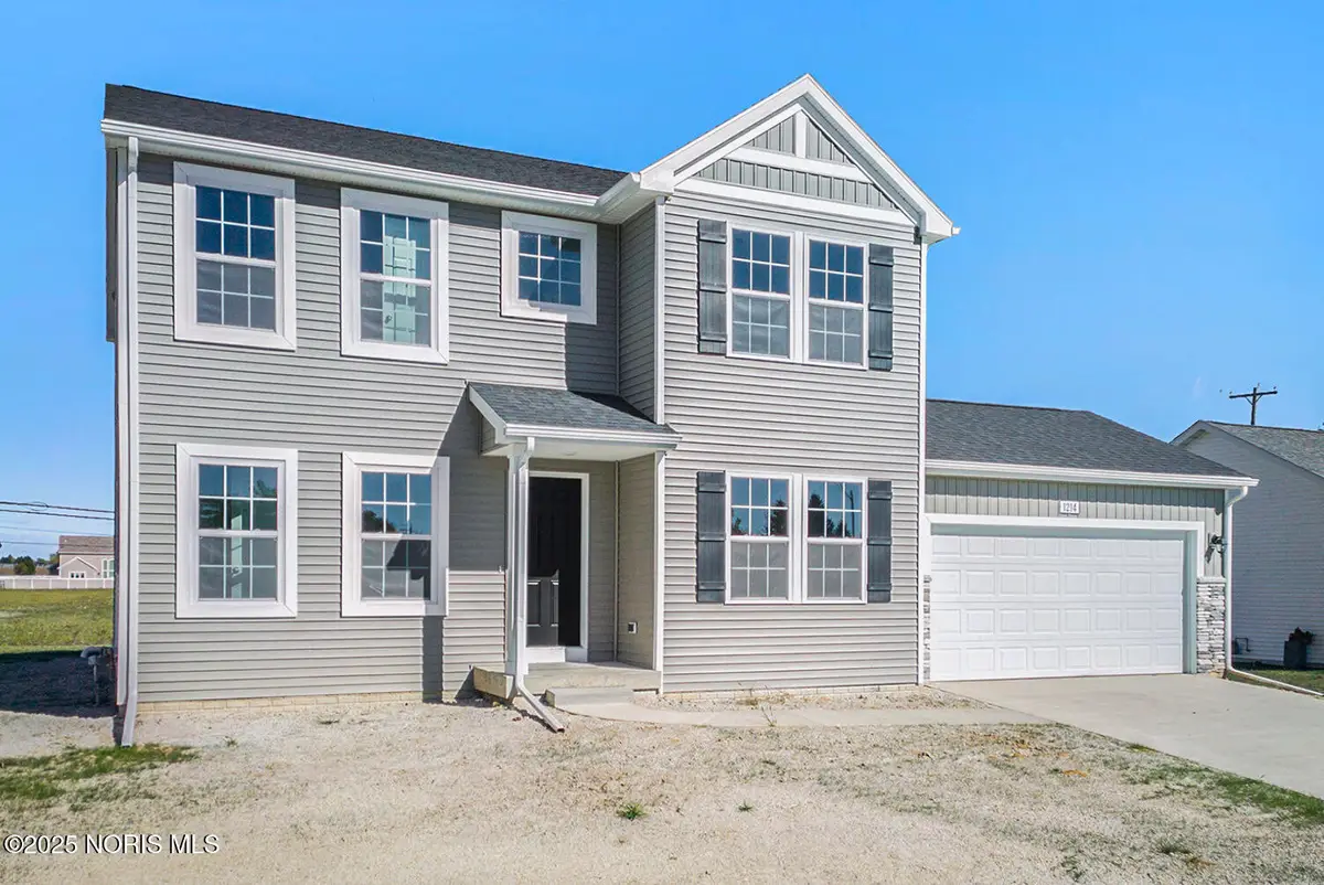 1214 Clairmont Avenue, Napoleon, OH 43545 - Image #1