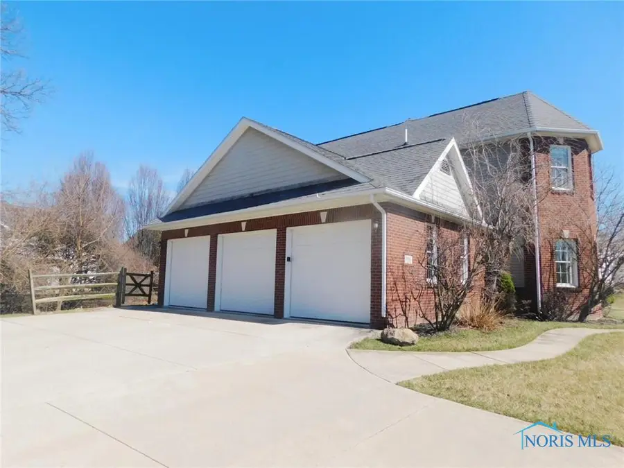 7936 Rockridge Drive, Maumee, OH 43537 - Image #2