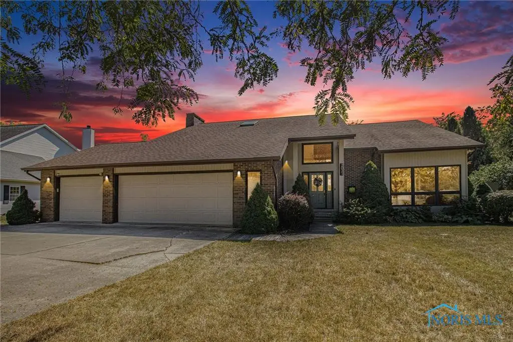 2021 S Clinton Street, Defiance, OH 43512 - Image #1