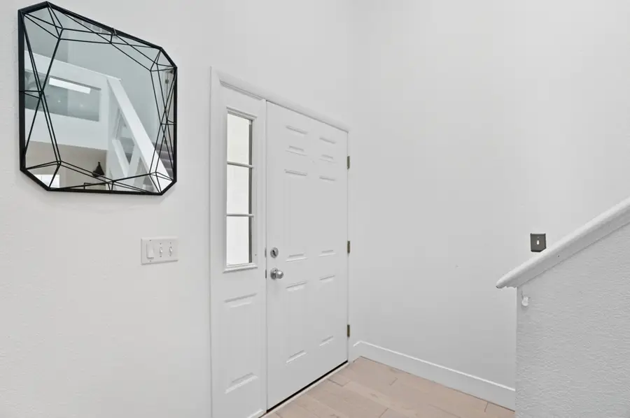 872 Cherry Street, Perrysburg, OH 43551 - Image #2