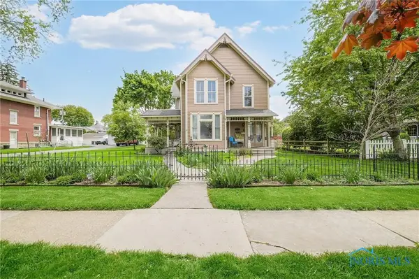 220 W Wayne Street, Maumee, OH 43537