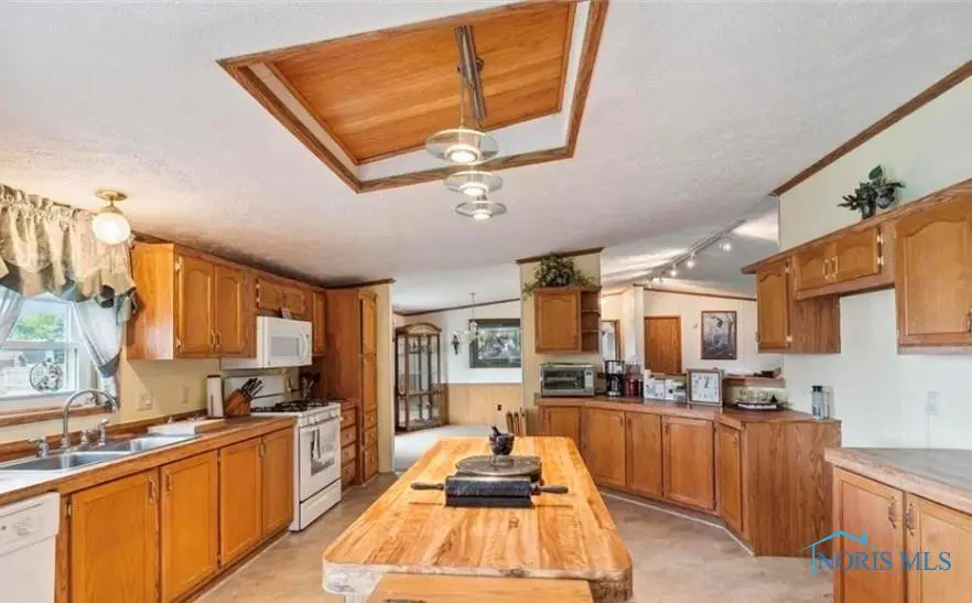 715 S Holland Sylvania, Toledo, OH 43615 - Image #3