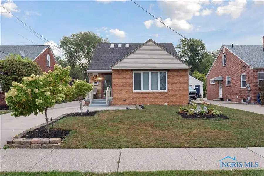 4113 S Detroit Avenue, Toledo, OH 43614 - Image #2