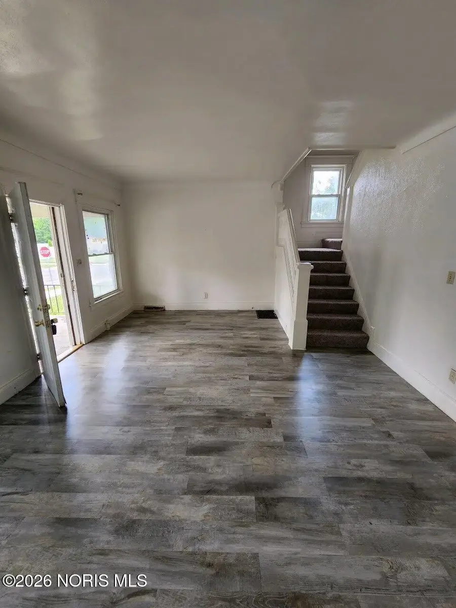 205 Eastern Avenue, Toledo, OH 43609 - Image #2