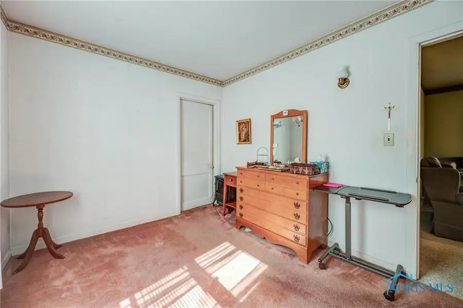 2079 Arkansas Street, Oregon, OH 43616 - Image #2