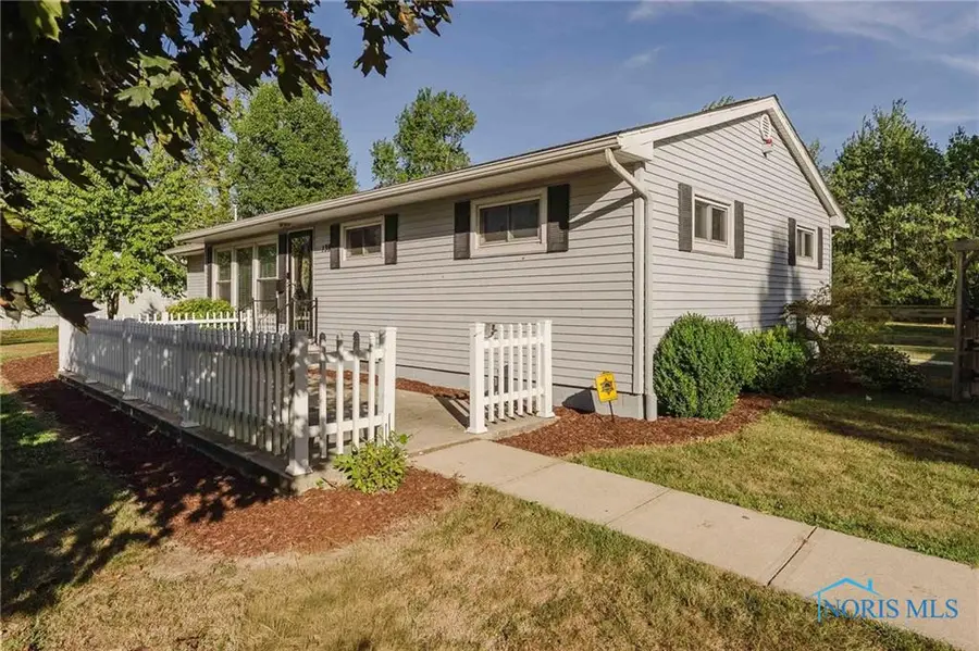 139 S Lind Street, Deshler, OH 43516 - Image #3